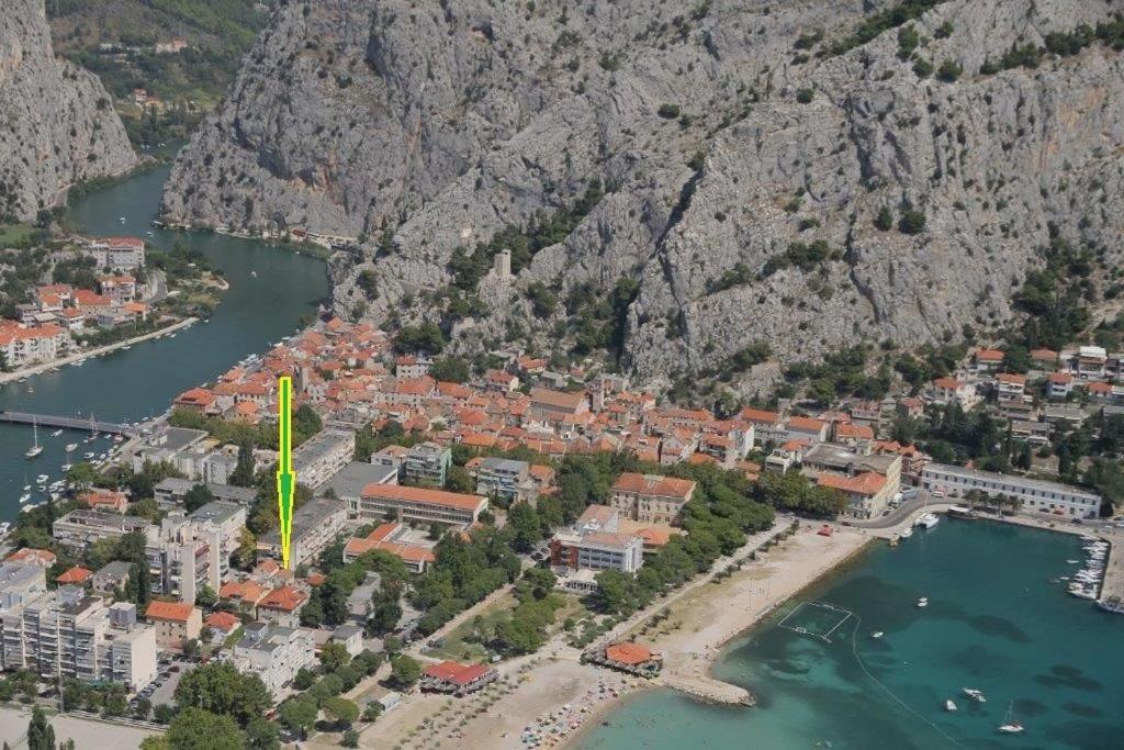 Villa Omiš Exteriör bild