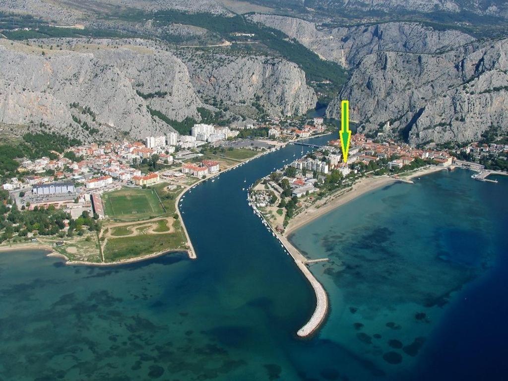 Villa Omiš Exteriör bild