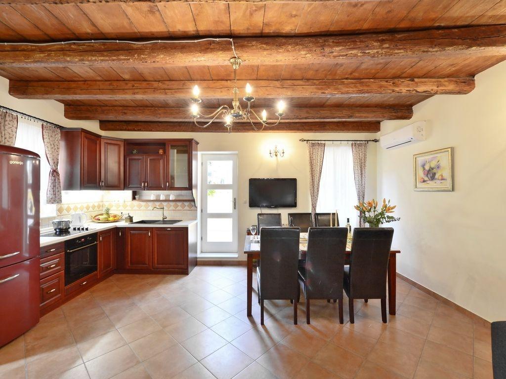 Villa Omiš Exteriör bild